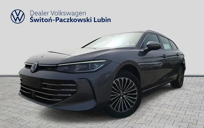 samochody osobowe Volkswagen Passat cena 186900 przebieg: 7, rok produkcji 2024 z Grudziądz